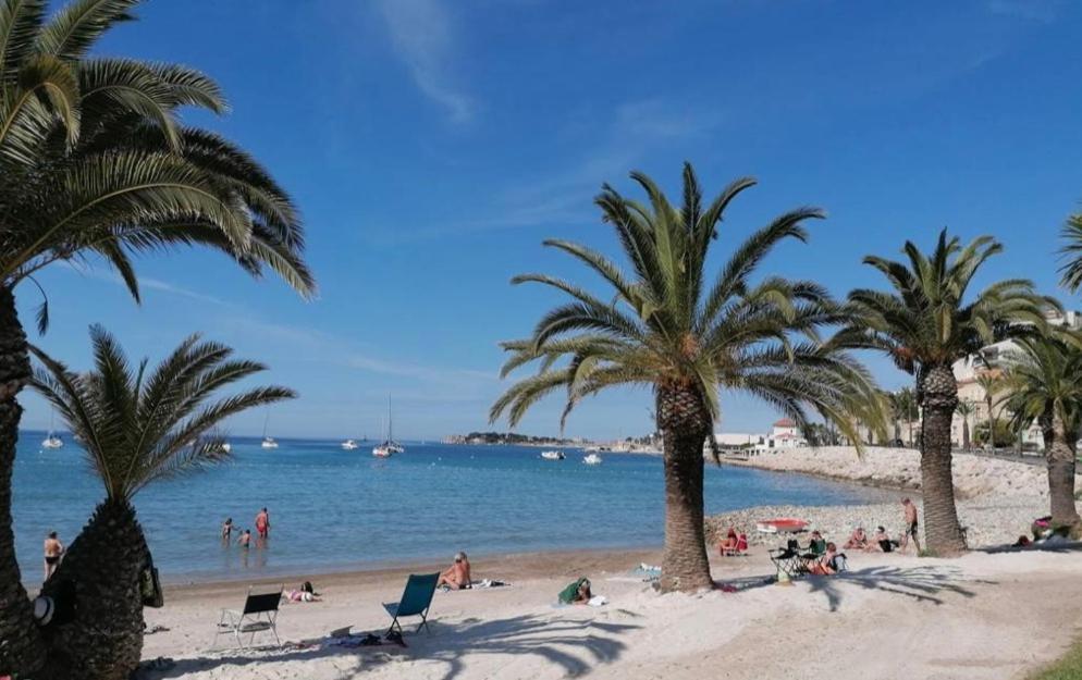 Charmant Studio Climatise Pinede 1 Min De La Mer Sanary-sur-Mer Exterior photo