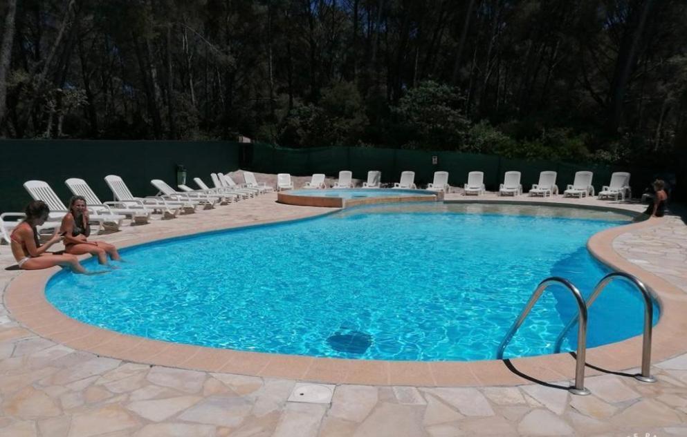 Charmant Studio Climatise Pinede 1 Min De La Mer Sanary-sur-Mer Exterior photo